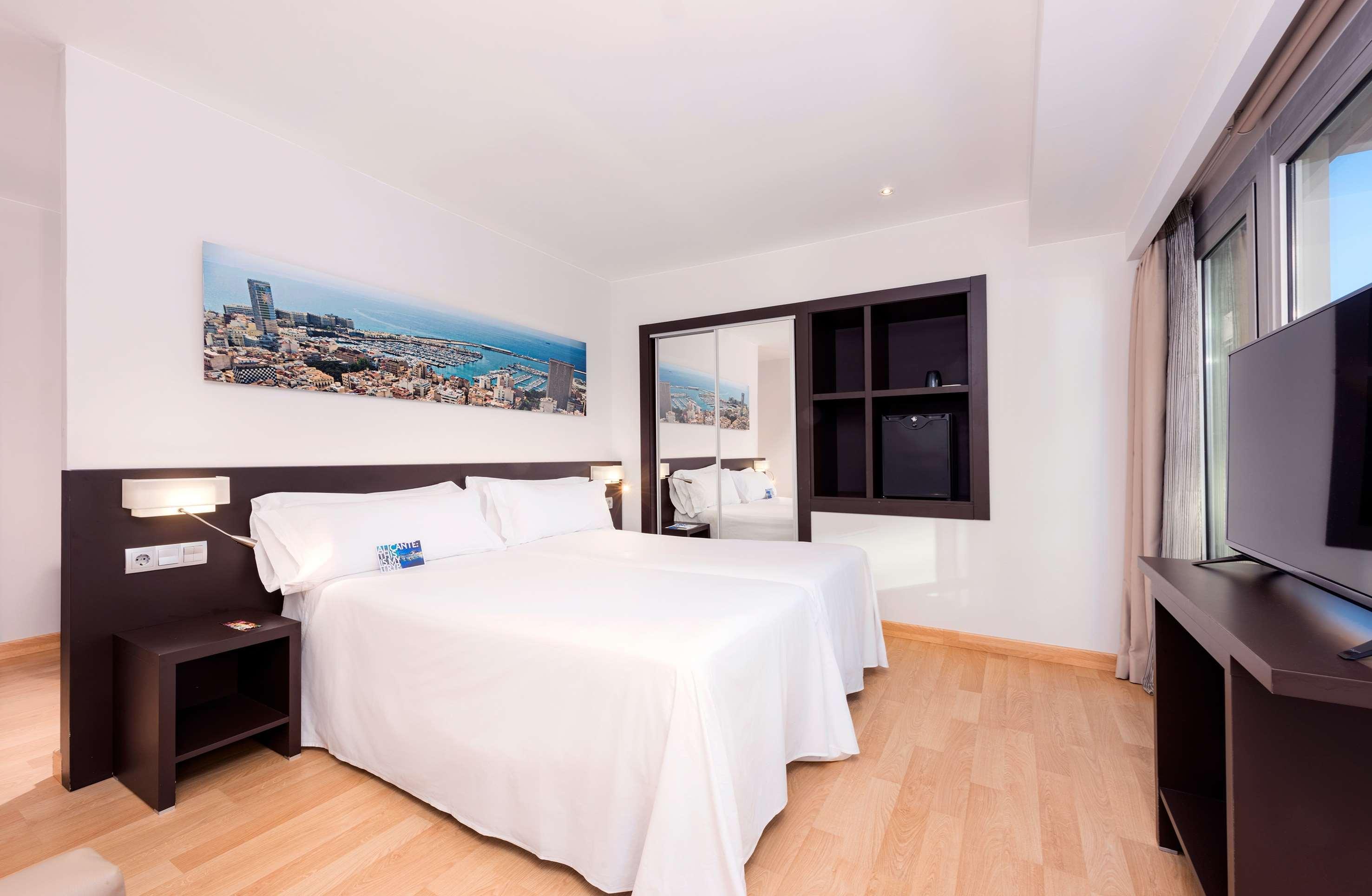 Hotel Alicante Gran Sol, affiliated by Meliá Esterno foto