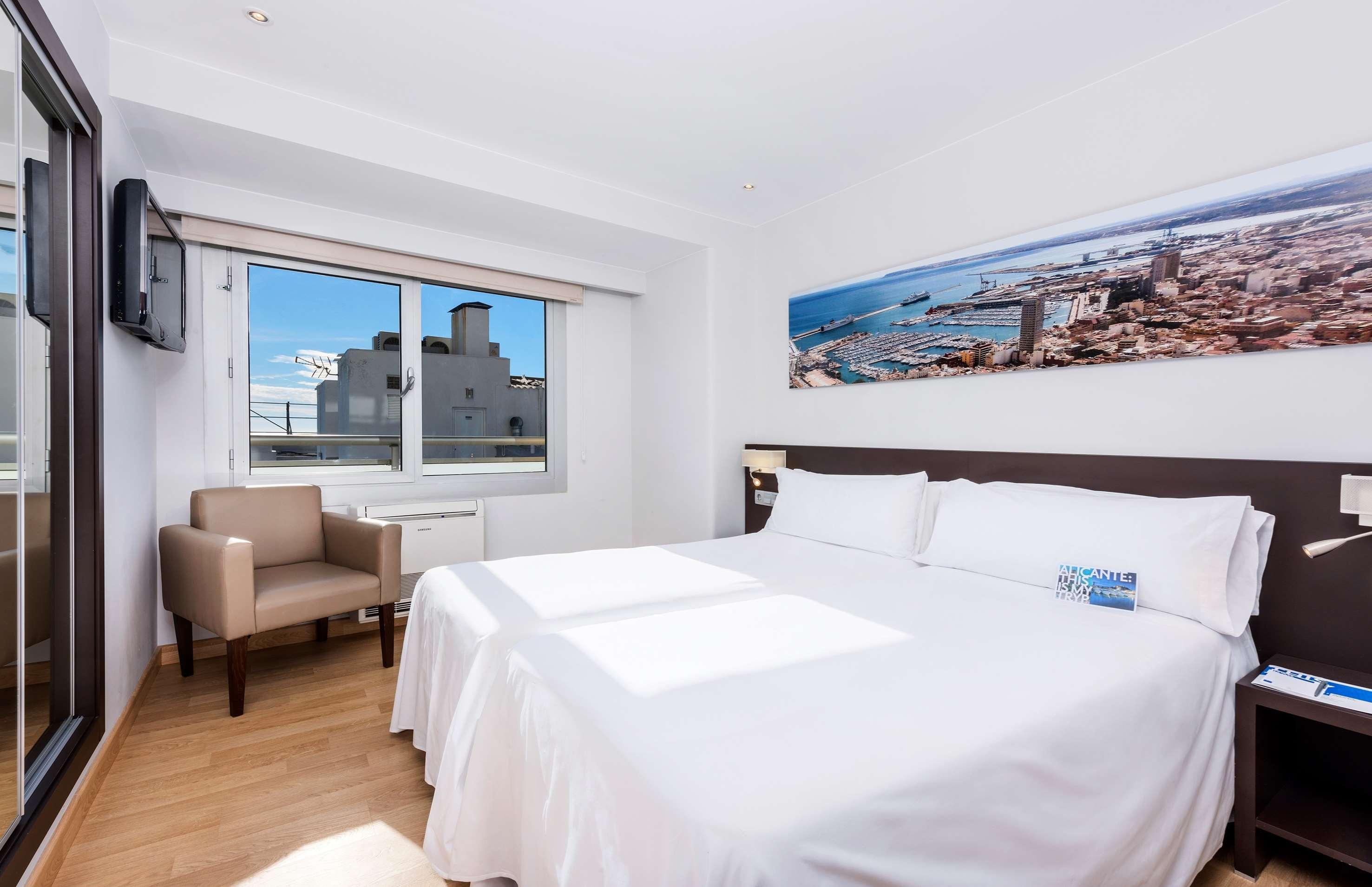 Hotel Alicante Gran Sol, affiliated by Meliá Esterno foto
